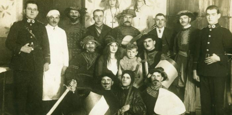 Podróż przez siedem stuleci