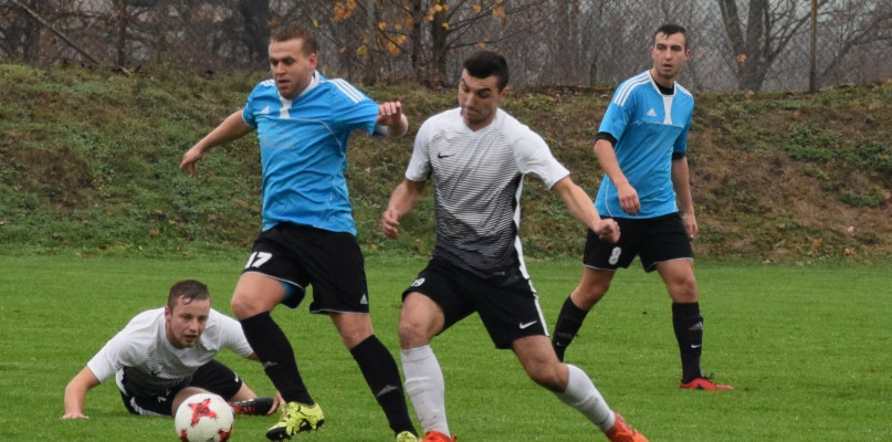 Drama nie składa broni, Orzeł walczy o awans