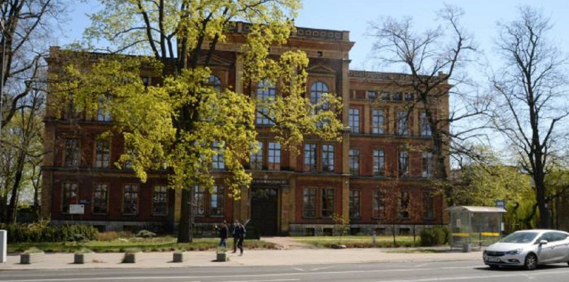 Historia tego zasłużonego tarnogórskiego liceum zaczęła się dokładnie 150 lat temu, 28 kwietnia 1870 r. Fot. Jarosław Myśliwski