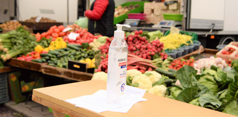 Koronawirus i handel. Tak wygląda targ w Tarnowskich Górach