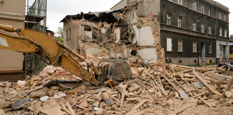 W czwartek rozpoczęto rozbiórkę, w piątek się zakończyła. Fot. Jarosław Myśliwski