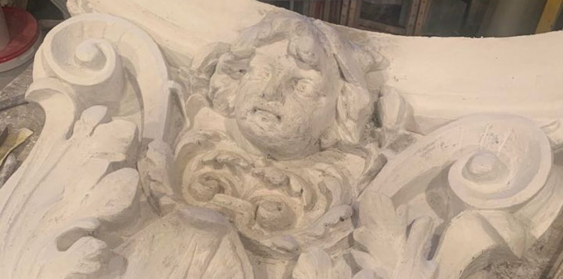 Efektowny motyw w stylu neomanieryzmu. Fot. Sztukatorstwo Robert Zimmer