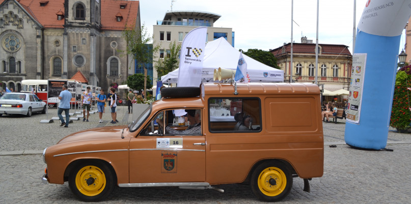 Uśmiech budziła syrena bosto jak spod igły. Fot. JT