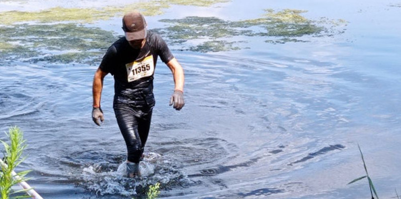 Kokotek. Mimo kradzieży, Bieg Katorżnika udało się zorganizować i zawodnicy wystartowali bez przeszkód. Fot. Marcin Rupik