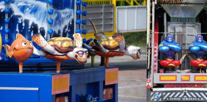 Karuzele w centrum Tarnowskich Gór będą czynne codziennie do godz. 21. Fot. Alicja Jurasz