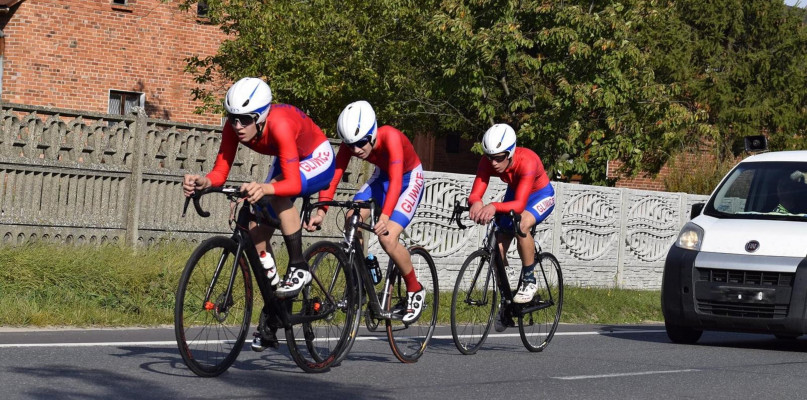 Piekarzanin Nikodem Gwóźdź zakończył tegoroczny sezon kolarski kolejnymi sukcesami. Fot. Archiwum prywatne 