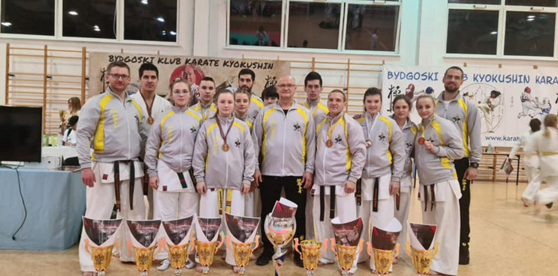 TKS Karate Tarnowskie Góry wywalczył drużynowo I miejsce. Fot. Archiwum klubu 