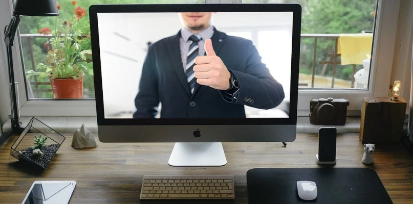 Zacznij rekrutować online: Jak zmienić tryb na zdalny?