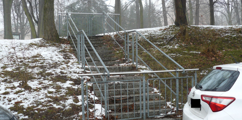 Schody są, ale nie można z nich korzystać. Fot. Agnieszka Reczkin