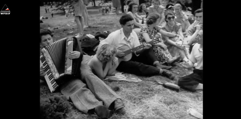 Kadr z filmu Polskiej Kroniki Filmowej Śląska niedziela - Świerklaniec 1955 rok. Fot. YouTube