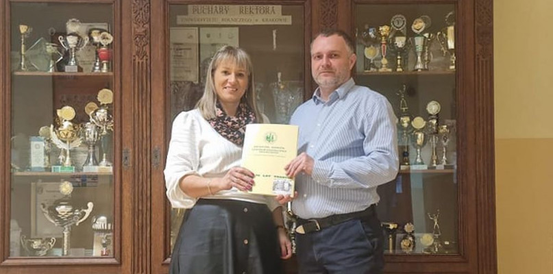 Zespół Szkół Centrum Kształcenia Rolniczego w Nakle Śląskim podpisał umowę ze Śląskim Ogrodem Zoologicznym w Chorzowie. Fot. Archiwum szkoły