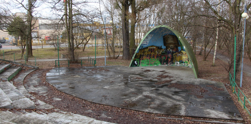 Muszla niszczeje coraz bardziej. Fot. Alicja Jurasz