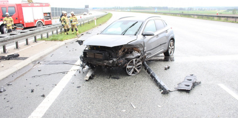 49-letni mieszkaniec Łubia spowodował kolizję na autostradzie. Miał prawie promil alkoholu w organizmie. Fot. Archiwum policji