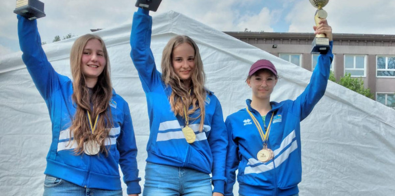 Multimedalistki: Zuzanna Cyrek, Natalia Gruca, Kinga Widłok. Fot. Archiwum klubu 