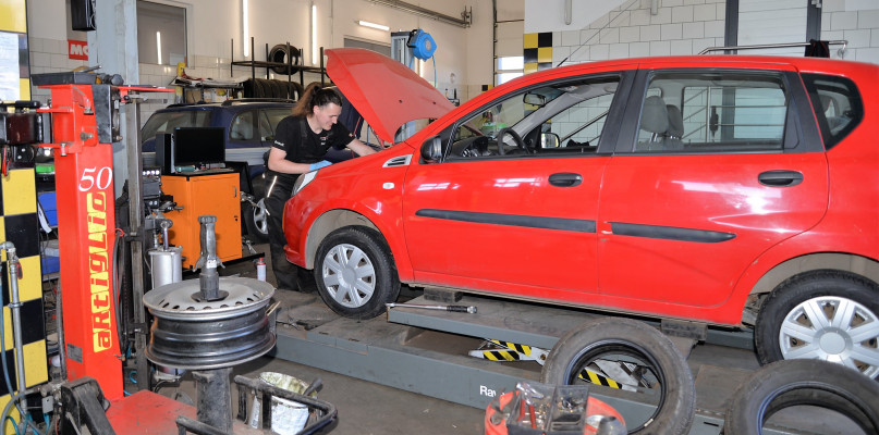Przed wizytą w stacji diagnostycznej warto wybrać się na przegląd techniczny. Fot. Agnieszka Gabała