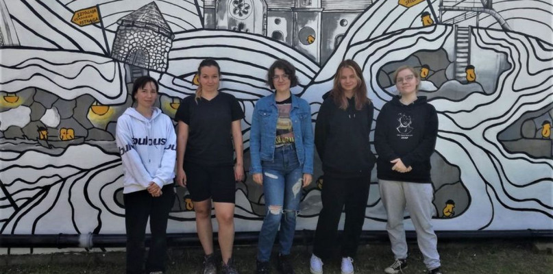 Mural stworzyły uczenice Plastyka w Tarnowskich Górach. Fot. Archiwum UM