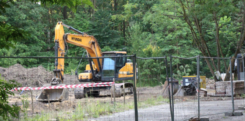 Budowa stacji benzynowej w Lasowicach. Fot. Alicja Jurasz