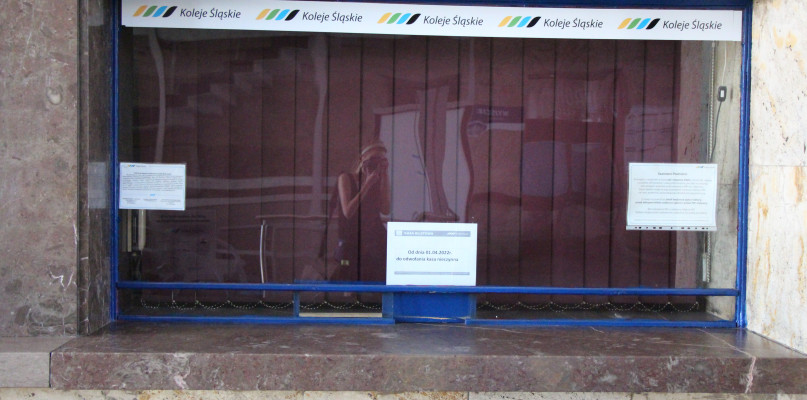Na początku kwietnia zamknięto kasę biletową w Tarnowskich Górach. Fot. Alicja Jurasz 