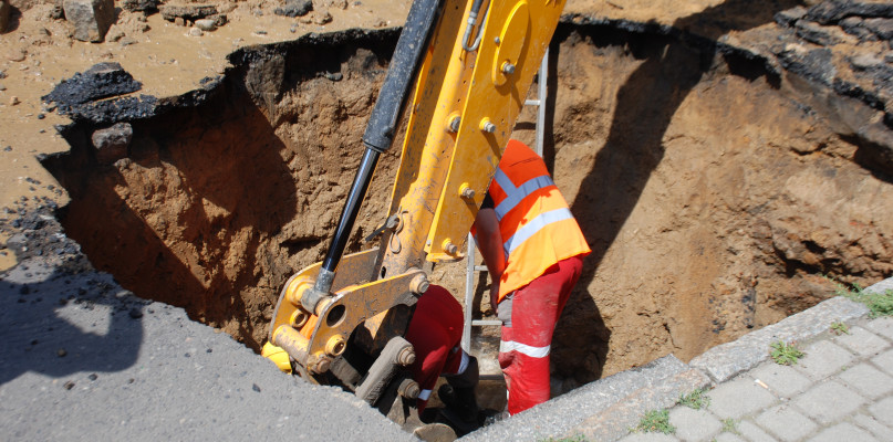 Zapadlisko na ul. Lewka w Tarnowskich Górach. Fot. Alicja Jurasz