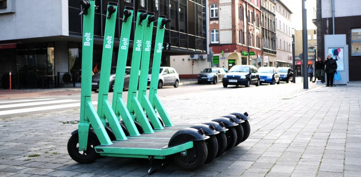Hulajnogi pojawiły się w wielu miastach w naszym regionie, m.in. w Chorzowie. Fot. UM Chorzów
