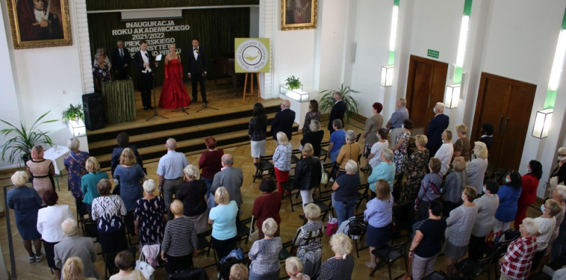 Rozpoczęcie roku szkolnego za nami, teraz czas na zajęcia uniwersytetu trzeciego wieku. Fot. Archiwum UM