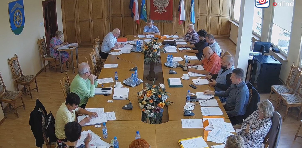 Wójt Czapla mówił o oszczędnościach. Fot. Zrzut ekranu 