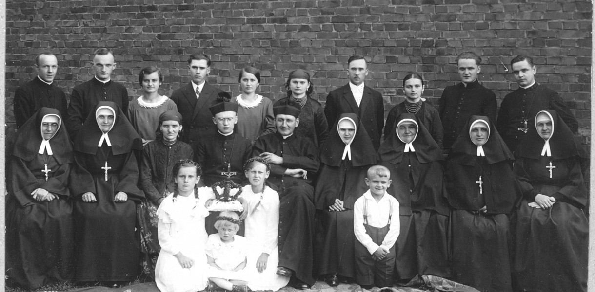 O. Ludwik Wrodarczyk przyjął święcenia kapłańskie 10 czerwca 1933 r. w Obrze k. Wolsztyna, a trzy dni później odprawił w kościele św. Wojciecha w Radzionkowie prymicyjną mszę świętą. Fot. Archiwum