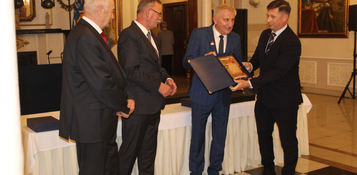 Stulecie świętował katowicki okręg Polskiego Związku Hodowców Gołębi.  Fot. Dzięki uprzejmości Marty Kobędzy-Krain 