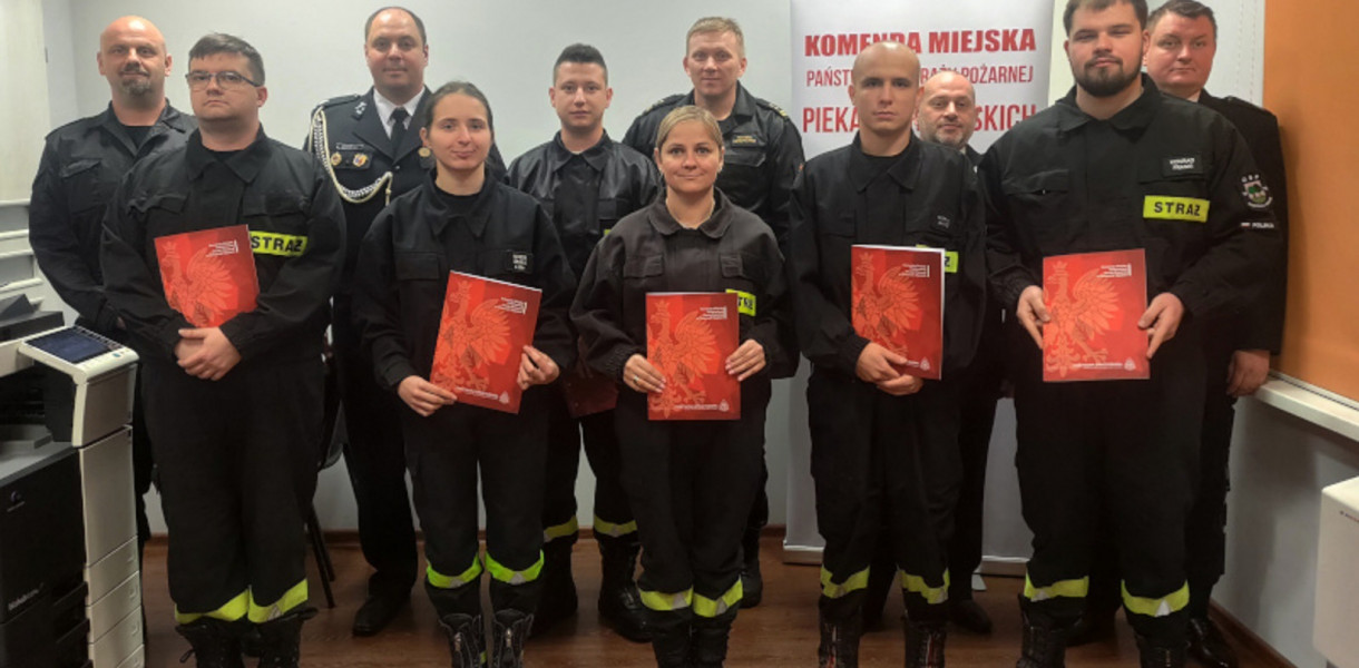 Nowi druhowie. Fot. Archiwum KM PSP w Piekarach Śląskich 