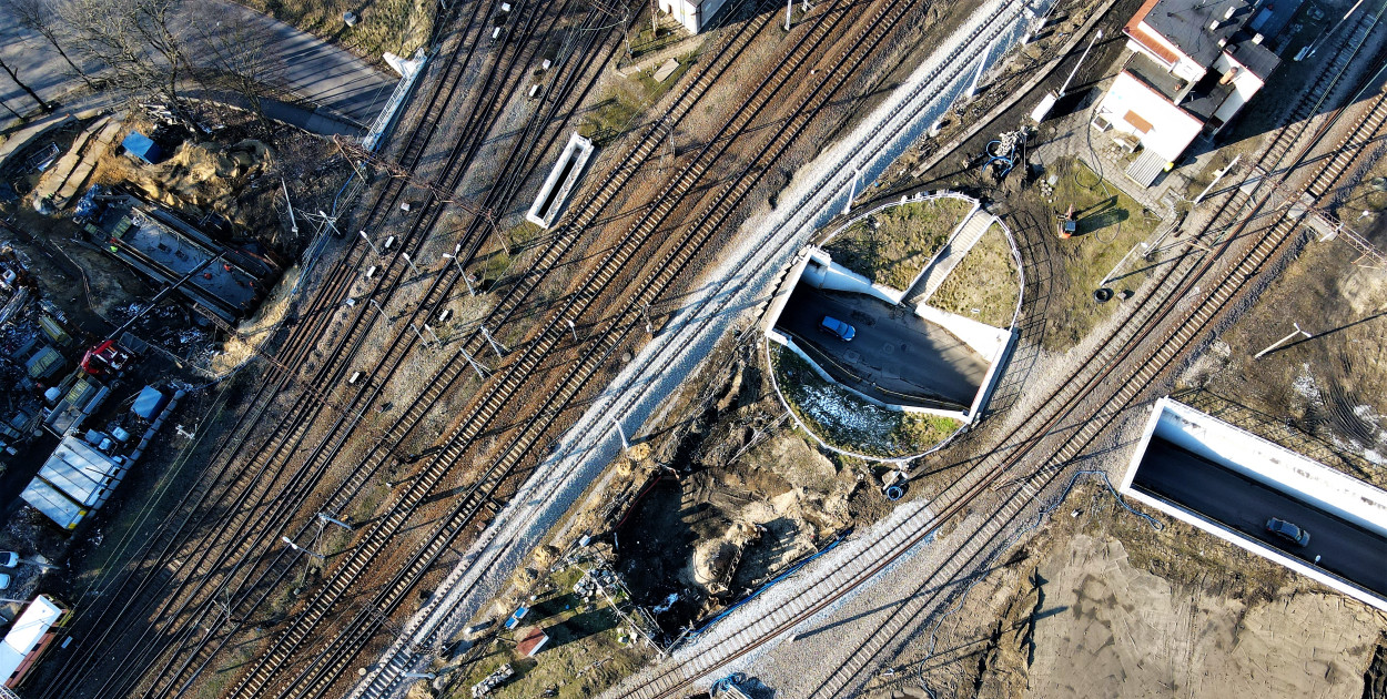 Tunel pieszo-rowerowy przy ul. Częstochowskiej w Tarnowskich Górach zostanie oddany z poślizgiem. Fot. Jarosław Myśliwski