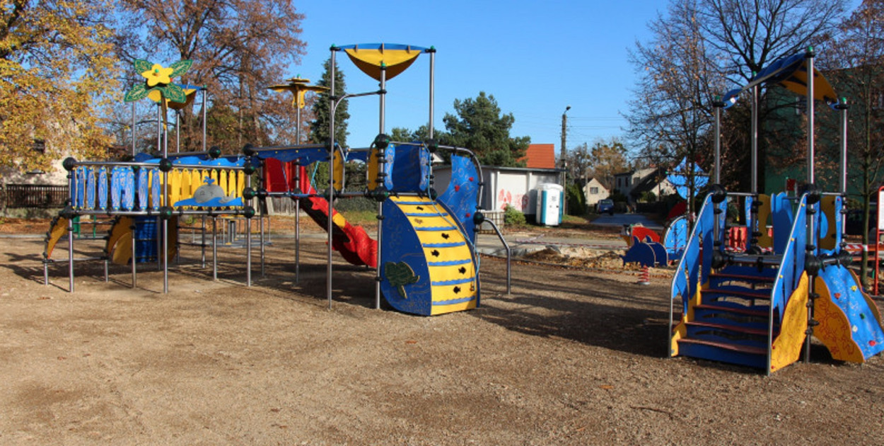 W Lasowicach ostatnio powstały dwa nowe place zabaw, zastąpiły stare. Fot. Archiwum Gwarka 