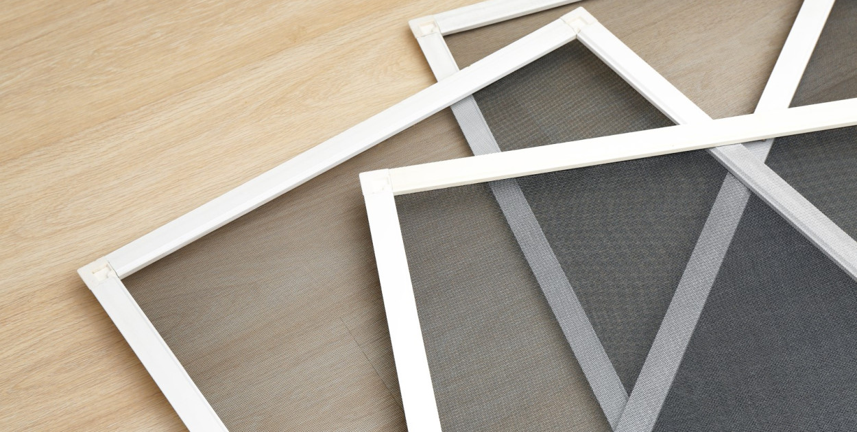 Na co zwrócić uwagę kupując moskitierę ramową?