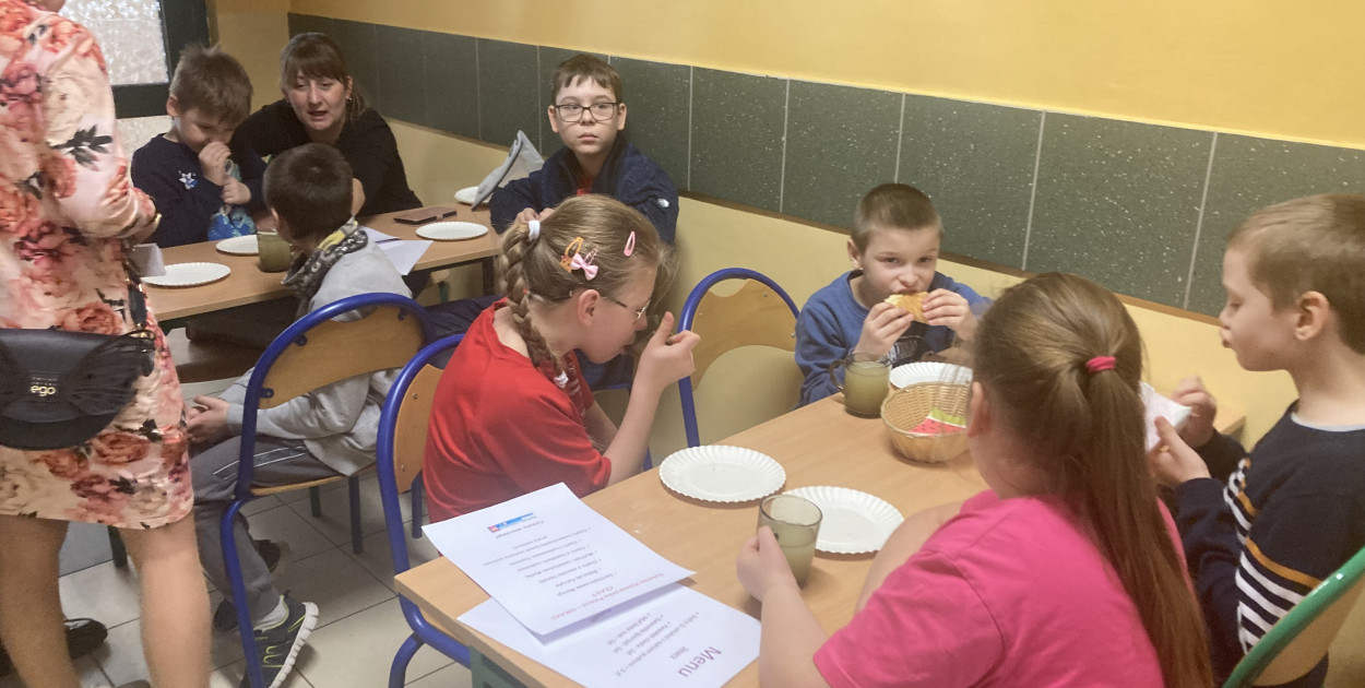 Kawiarenka sprawiła uczniom sporo frajdy. Fot. Archiwum szkoły