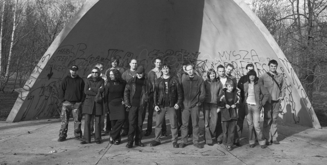 Jedna z pierwszych fotoakcji. Fot. galeria.strzybnica.com.