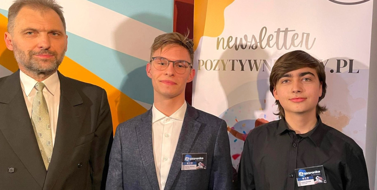 Szymon Woźnica i Łukasz Gwóźdź zostali wyróżnieni. Fot. Archiwum szkoły 