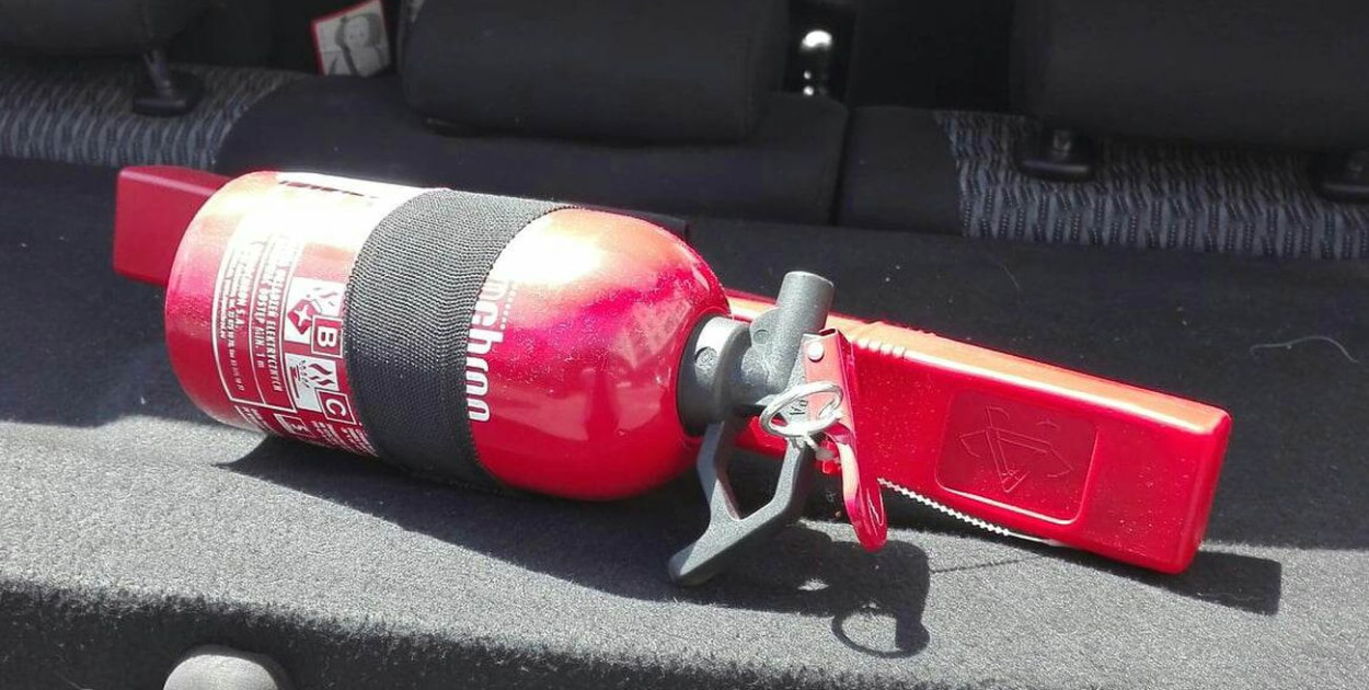 Tarnowskie Góry, Repty Śląskie. Druhowie z OSP legalizują gaśnice