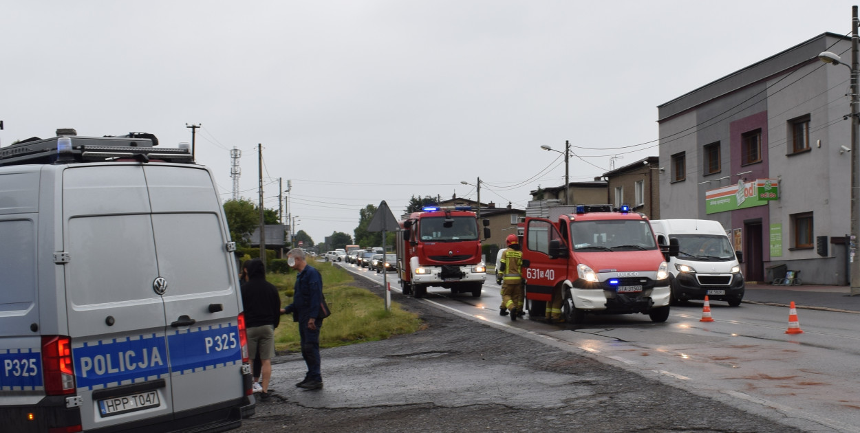 Na ul. Gliwickiej, do czasu zakończenia działań policji, wstrzymano ruch. Fot. Jacek Tarski