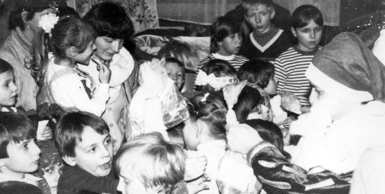 W sklepach 5 ton cytryn więcej i sweterki z bistoru za 500 zł