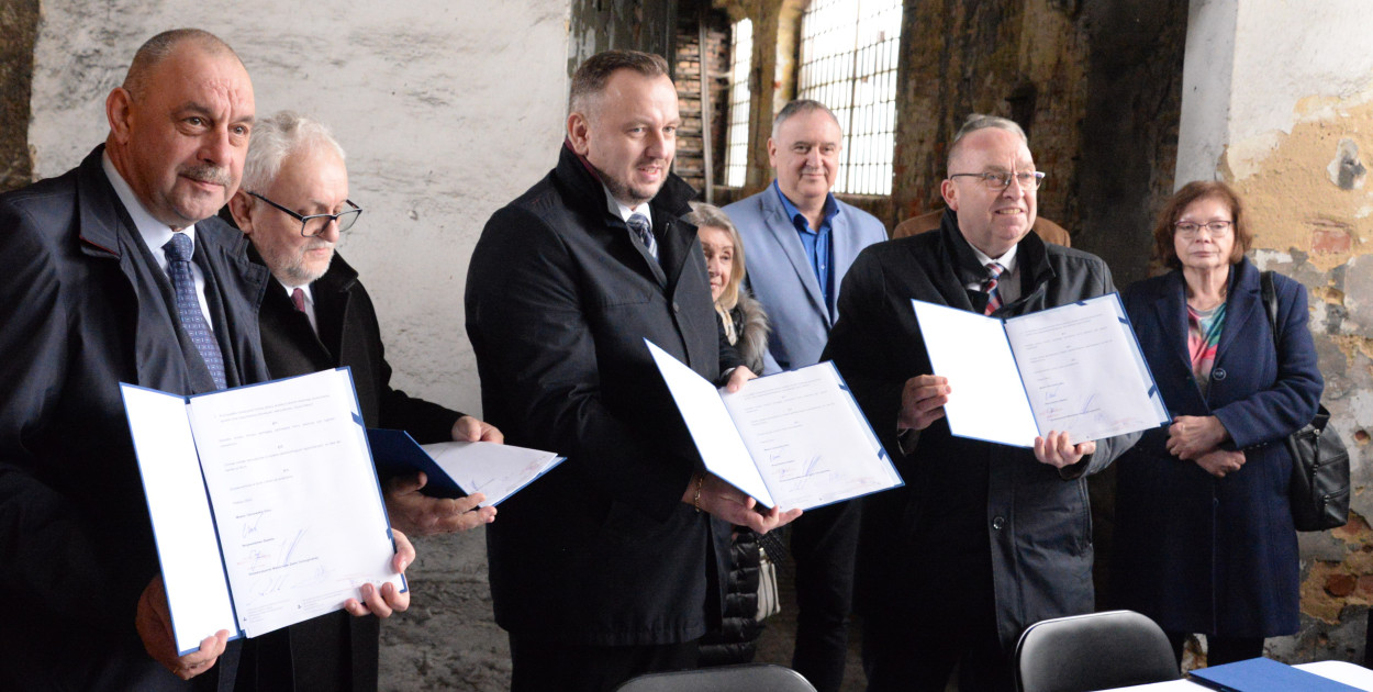 Dzisiaj podpisano umowę w sprawie utworzenia instytucji kultury Szyb Staszic w Tarnowskich Górach. Czy będzie taką atrakcją turystyczną jak Zabytkowa Kopalnia Srebra? Fot. Jarosław Myśliwski