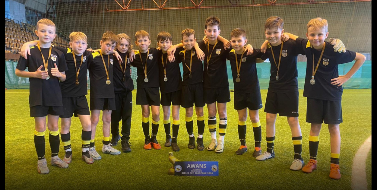 Młodzi piłkarze Akademii Piłkarskiej Ruch Radzionków wygrali Bielik Cup. Fot. Archiwum klubu 