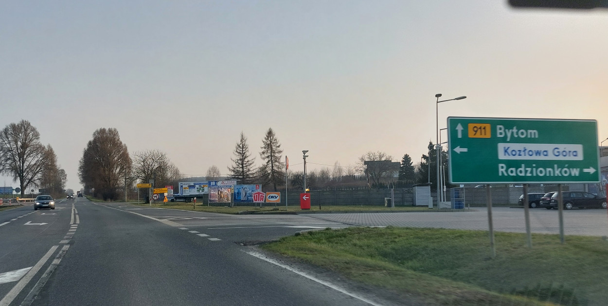 Autobusy komunikacji miejskiej pojadą objazdem droga wojewódzką nr 911. Fot. ARC