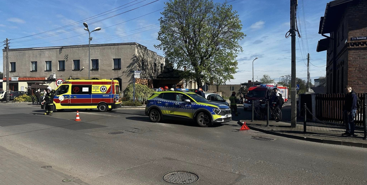 Potrącenie rowerzystki w Kaletach. Fot. OSP Kalety