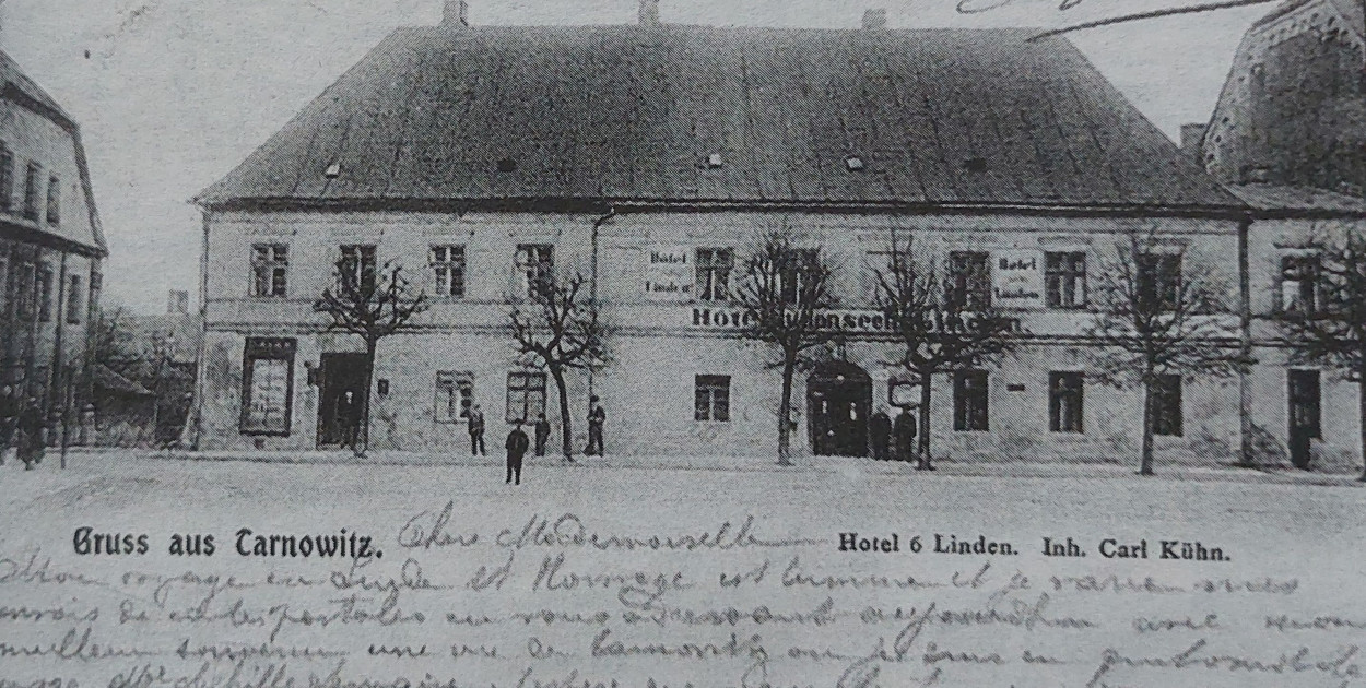 Restauracja Pod Lipami mieściła się w dawnej siedzibie władz miejskich. Pocztówka ze zbiorów Beaty i Jacka Kalke