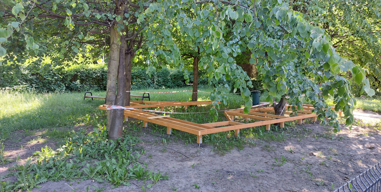 Laureatem ubiegłorocznego konkursu na ekopracownie pod chmurką jest m.in. Szkoła Podstawowa nr 3 im. ks. Franciszka Blachnickiego w Tarnowskich Górach. Powstaje tam Skrawek Raju.  Fot. Jarosław Myśliwski