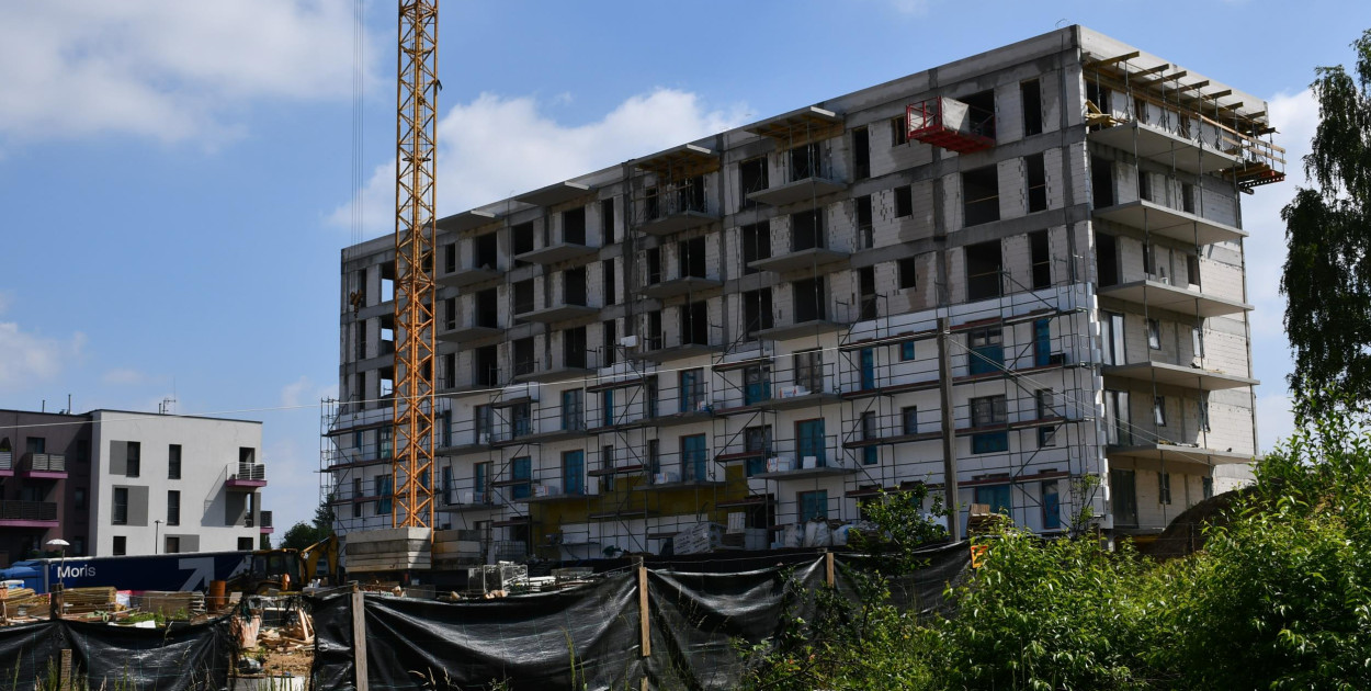 Budowa bloków w Lasowicach. Fot. Alicja Jurasz