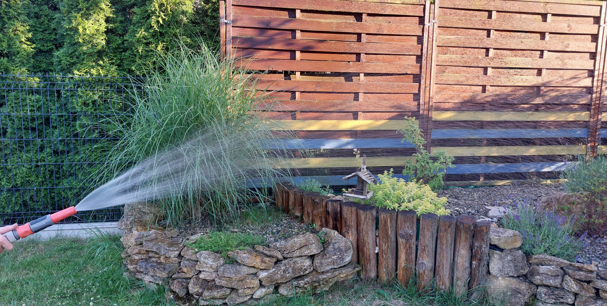 - Nie podlewajcie ogródków woda z sieci - apeluje Zakład Wodociągów i Kanalizacji w Świerklańcu. Fot. Agnieszka Reczkin