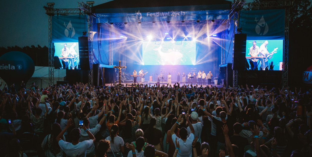 Trwa Festiwal Życia. Do Kokotka przyjechało 1500 młodych katolików z całego świata. Fot. Grzegorz Szpak