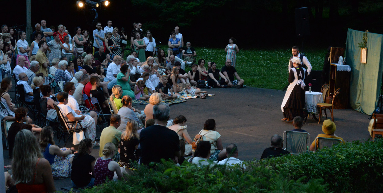Góry Kultury otrzymały na Teatralne Parkowanie VIII 30 000 zł. Fot. Jarosław Myśliwski