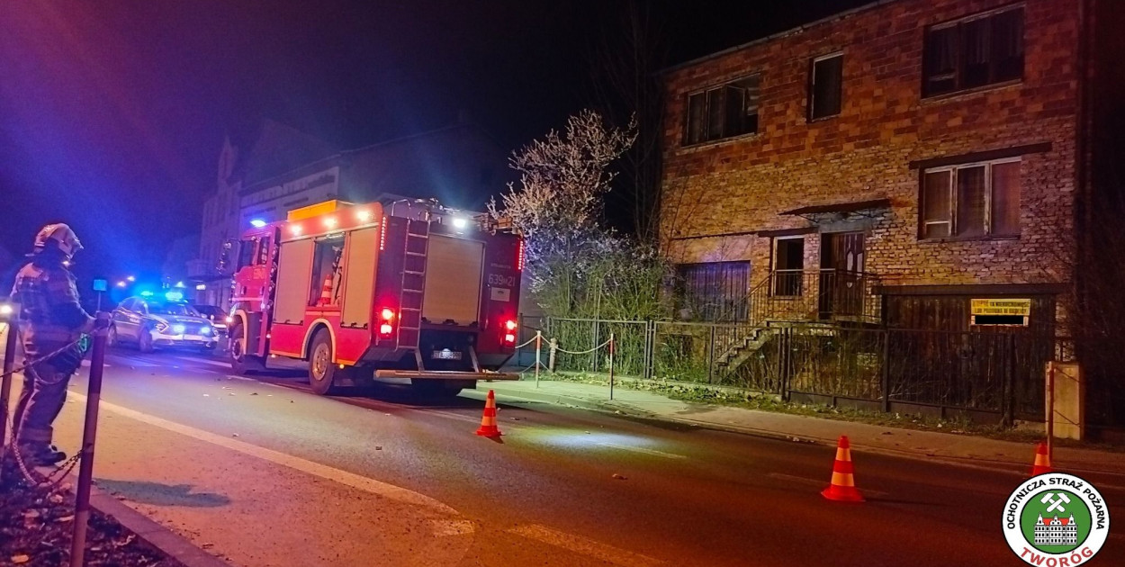 Pożar w pustostanie w Tworogu. Fot. OSP Tworóg