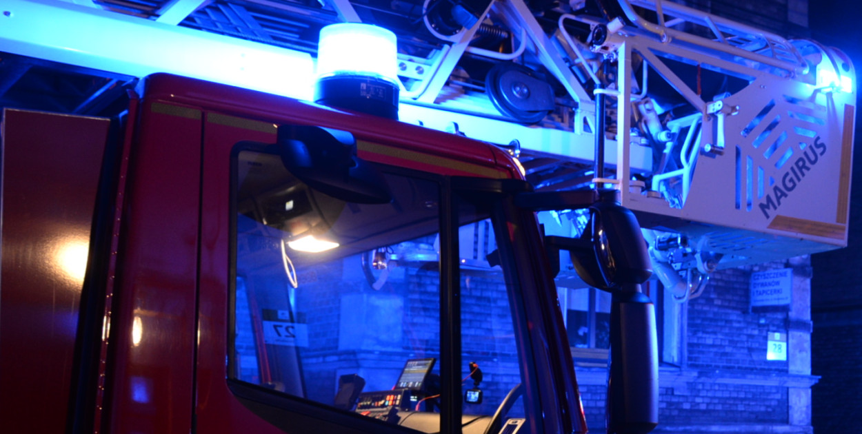 Dzisiaj w nocy w Czekanowie doszło do pożaru domu. Budynek zapalił się od niedopałka papierosa. Zdjęcie poglądowe. Fot. Gwarek